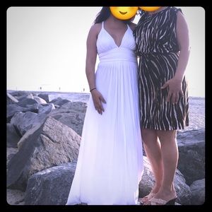 Super cute white maxi dress